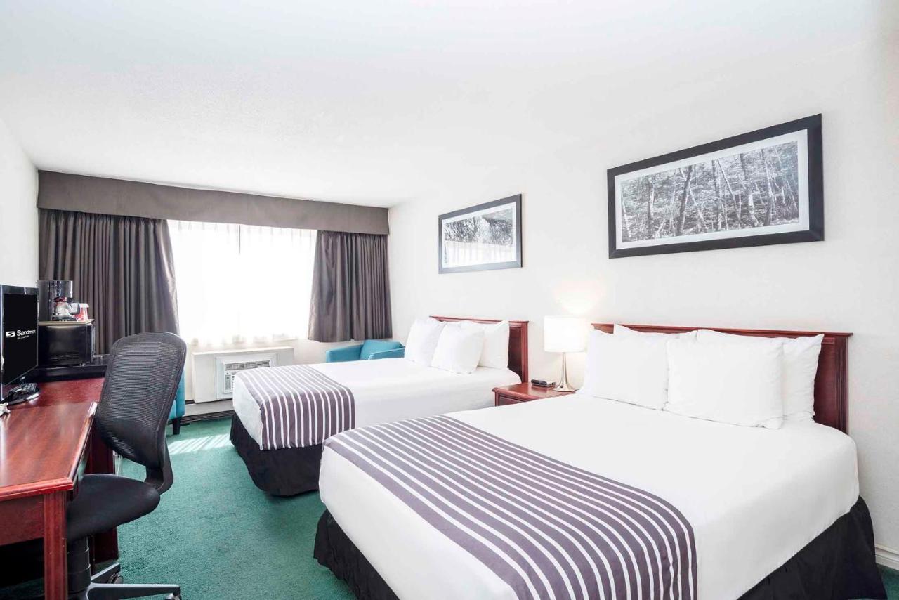 Sandman Inn Смітерз Екстер'єр фото