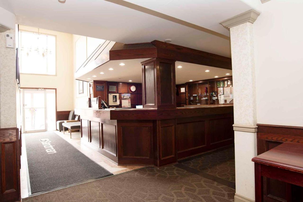 Sandman Inn Смітерз Екстер'єр фото